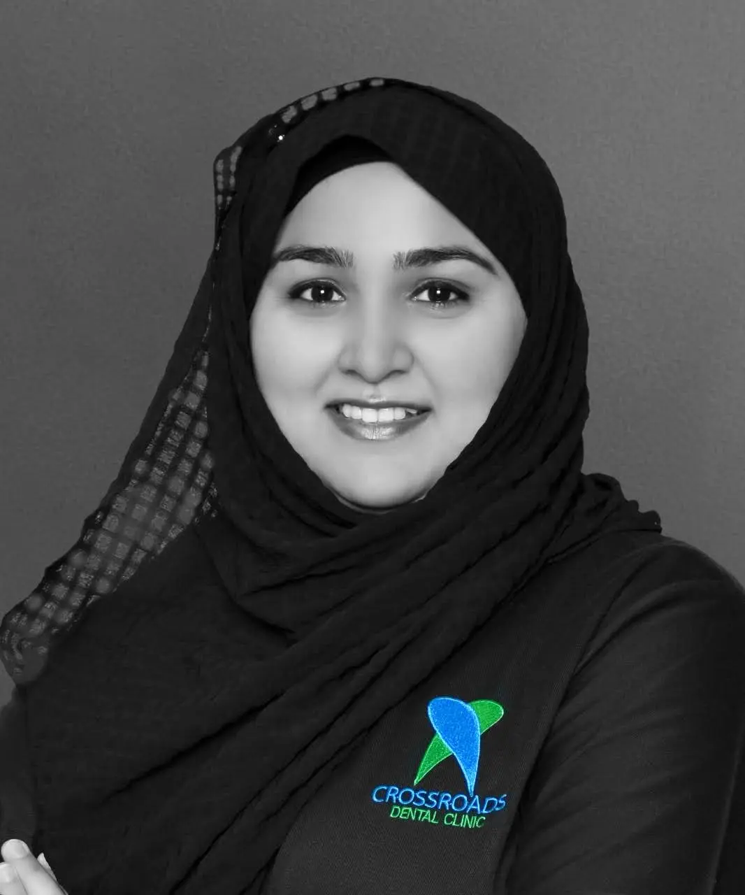 Dr. Mukhallat Qazi BDS MDS Oral and Maxillofacial Surgeon Dubai – Specialist with 12 Years Experience at Crossroads Dental Clinic Sheikh Zayed Road and Deira